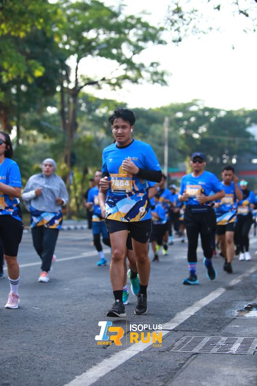 Race photo from Isoplus Run 2024 Surabaya