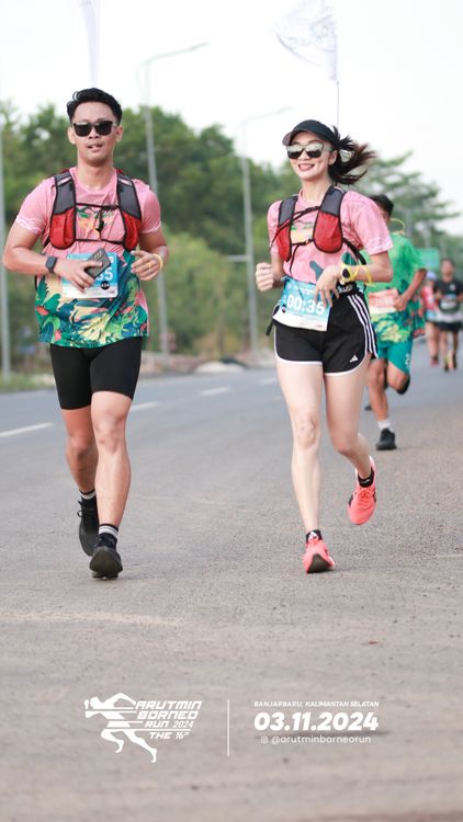 Race photo from Arutmin Borneo Run 2024