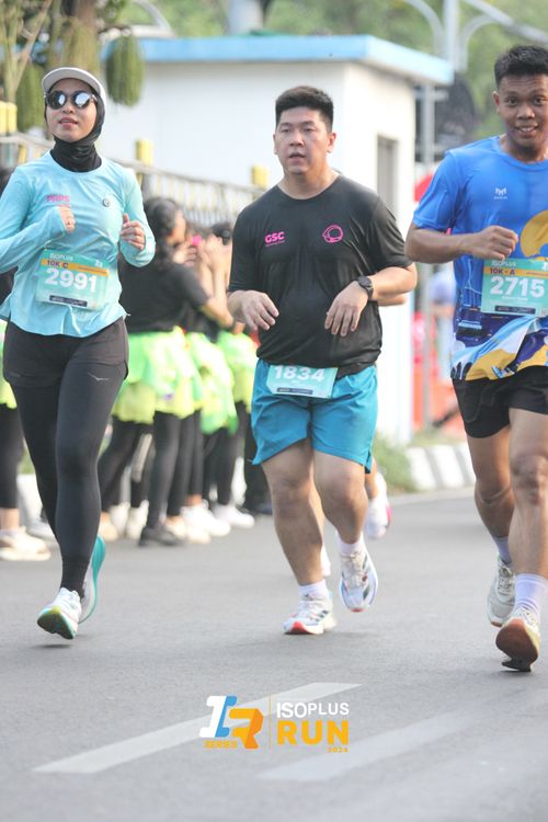 Race photo from Isoplus Run 2024 Surabaya
