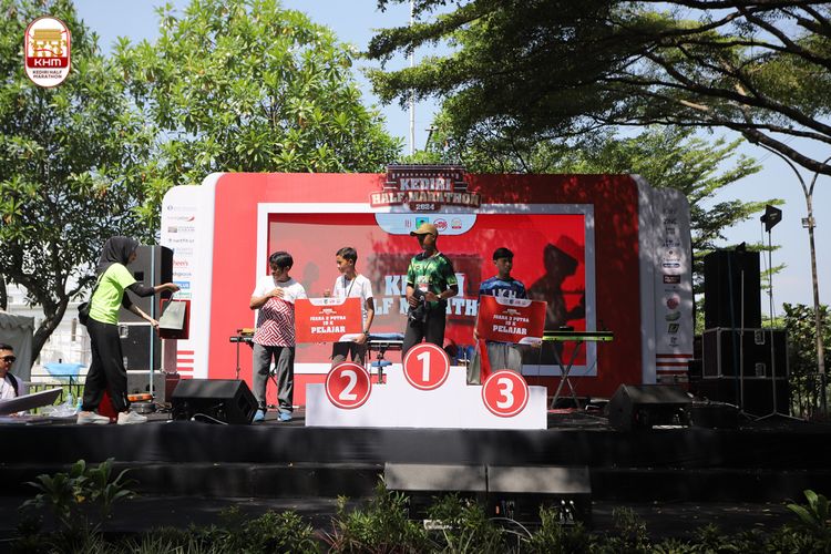 Race photo from Kediri Half Marathon 2024
