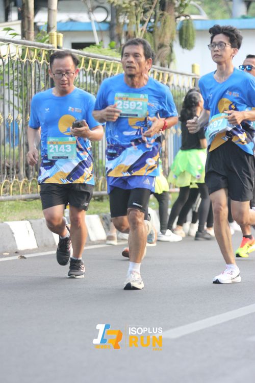 Race photo from Isoplus Run 2024 Surabaya