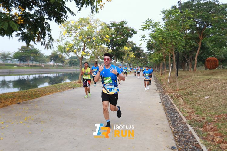 Race photo from ISOPlus Run 2024 Jakarta