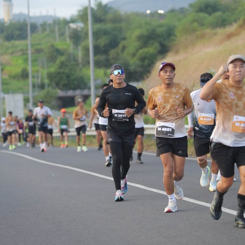 Race photo from KEDIRI HALF MARATHON 2026