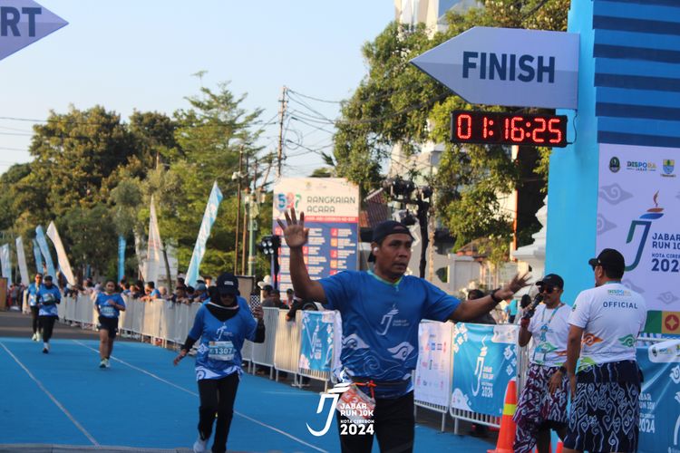 Race photo from Jabar Run 10K 2024