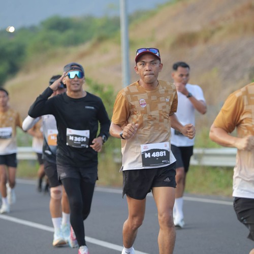 Race photo from KEDIRI HALF MARATHON 2026