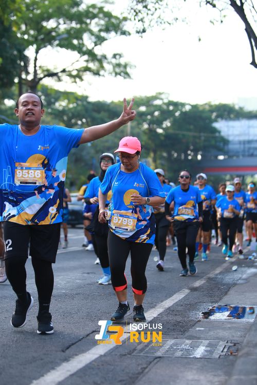 Race photo from Isoplus Run 2024 Surabaya