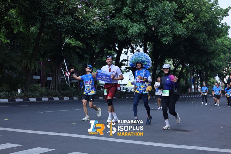 Race photo from SURABAYA ISOPLUS MARATHON 2025