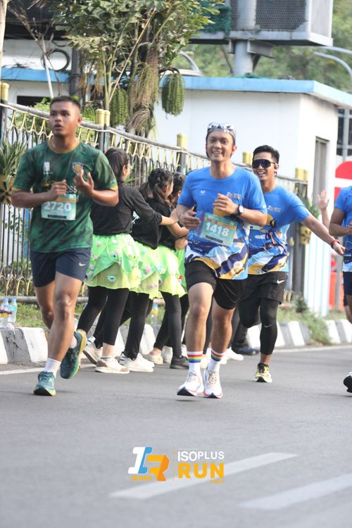 Race photo from Isoplus Run 2024 Surabaya