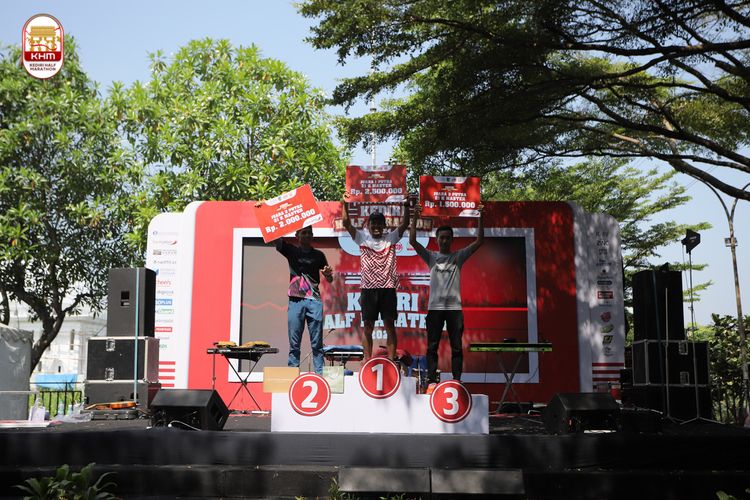 Race photo from Kediri Half Marathon 2024