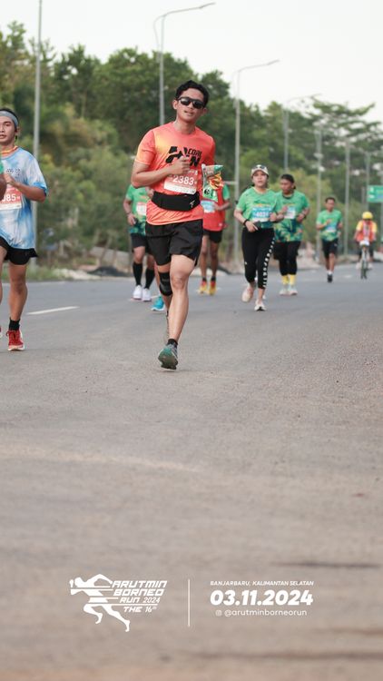 Race photo from Arutmin Borneo Run 2024