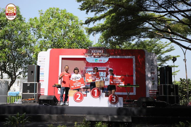 Race photo from Kediri Half Marathon 2024
