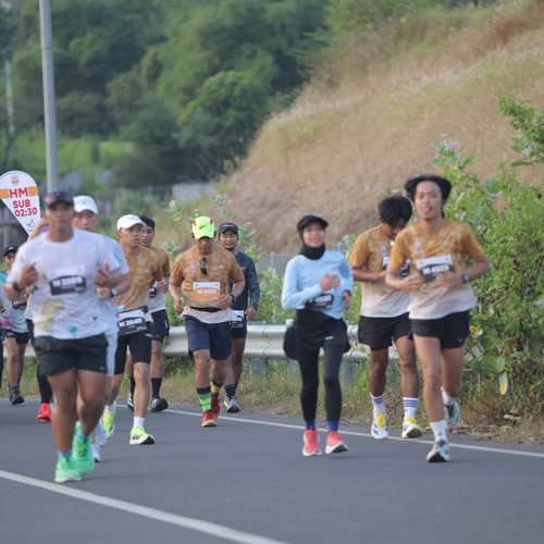 Race photo from KEDIRI HALF MARATHON 2026