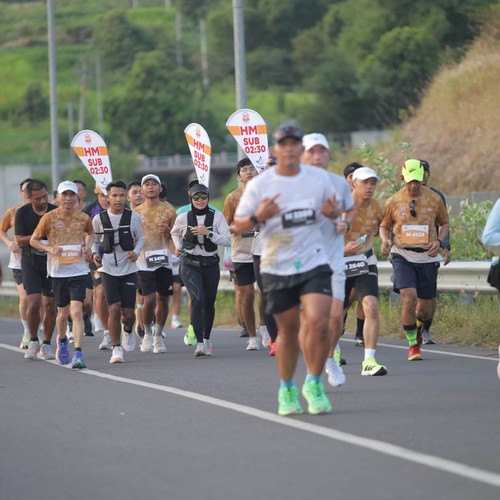 Race photo from KEDIRI HALF MARATHON 2026