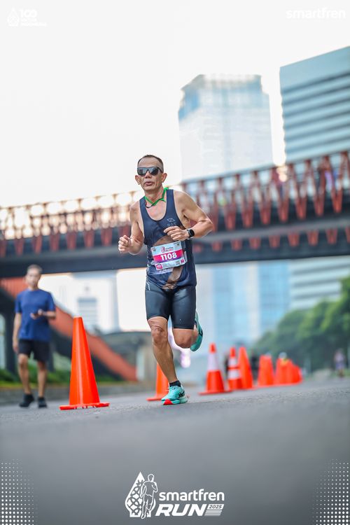 Race photo from Smartfren Run 2025 
