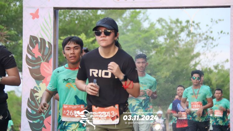 Race photo from Arutmin Borneo Run 2024