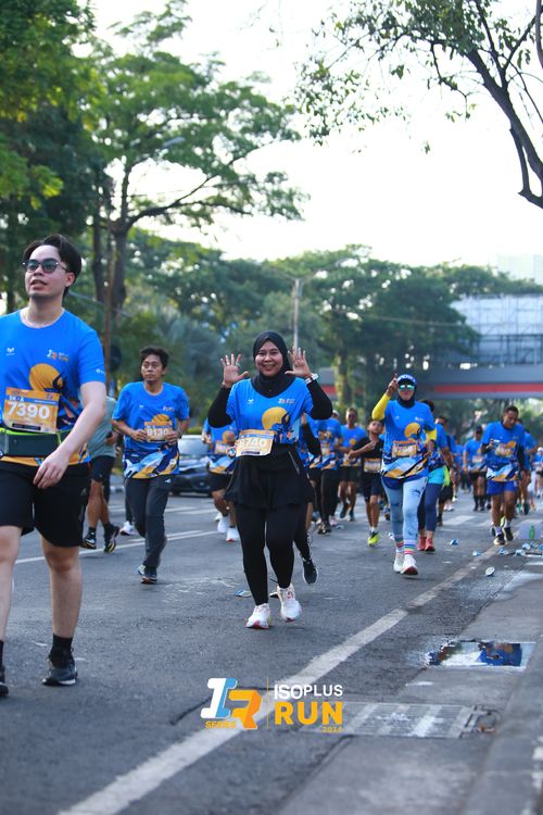 Race photo from Isoplus Run 2024 Surabaya