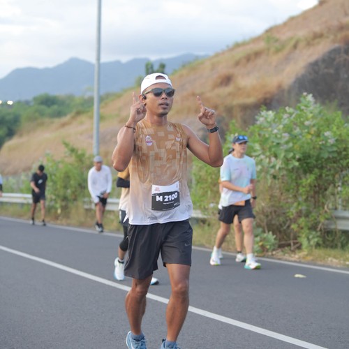 Race photo from KEDIRI HALF MARATHON 2026