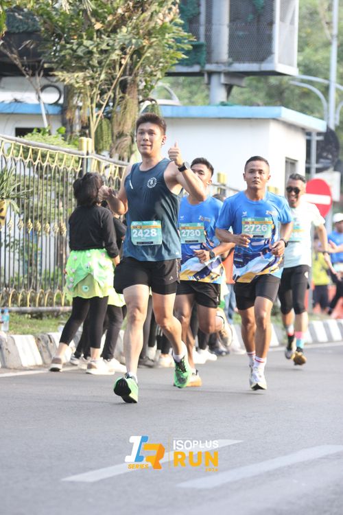 Race photo from Isoplus Run 2024 Surabaya