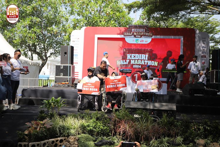 Race photo from Kediri Half Marathon 2024