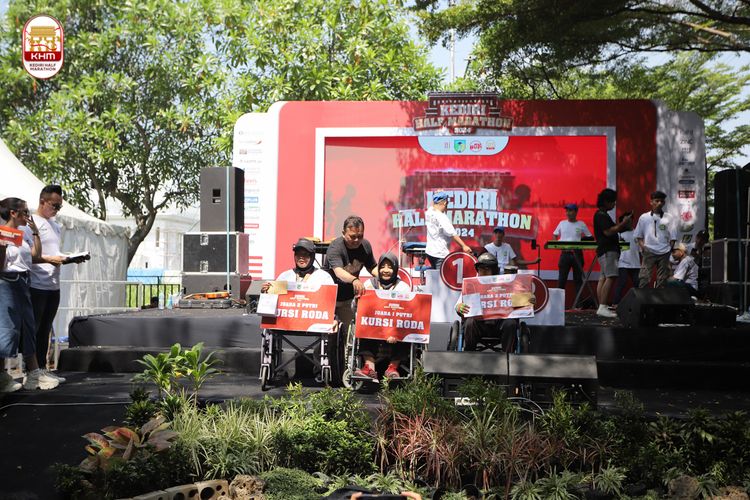 Race photo from Kediri Half Marathon 2024
