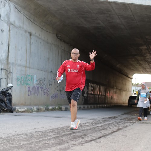 Race photo from KEDIRI HALF MARATHON 2026