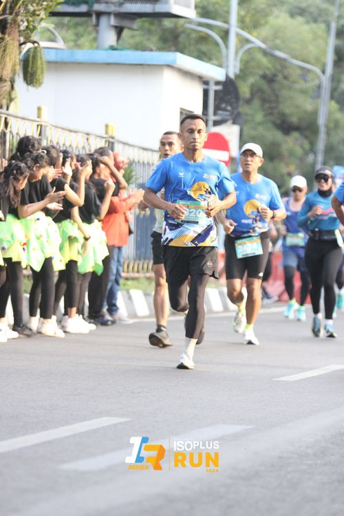 Race photo from Isoplus Run 2024 Surabaya