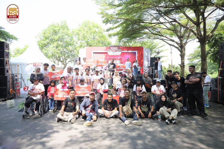 Race photo from Kediri Half Marathon 2024