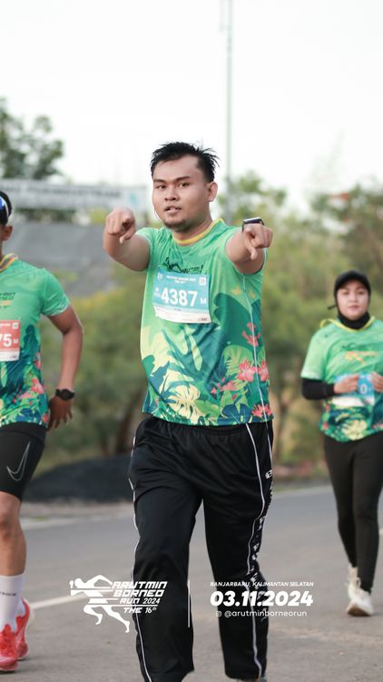 Race photo from Arutmin Borneo Run 2024