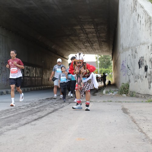 Race photo from KEDIRI HALF MARATHON 2026