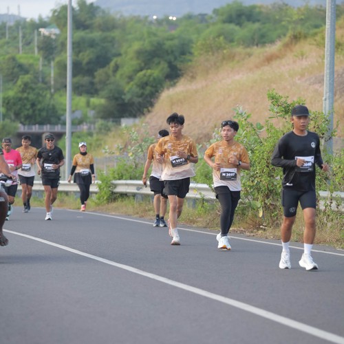 Race photo from KEDIRI HALF MARATHON 2026