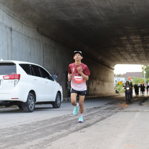 Race photo from KEDIRI HALF MARATHON 2026
