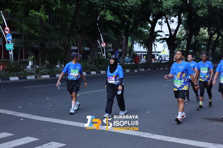 Race photo from SURABAYA ISOPLUS MARATHON 2025