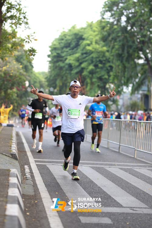 Race photo from SURABAYA ISOPLUS MARATHON 2025