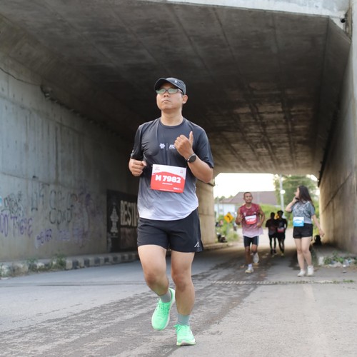 Race photo from KEDIRI HALF MARATHON 2026