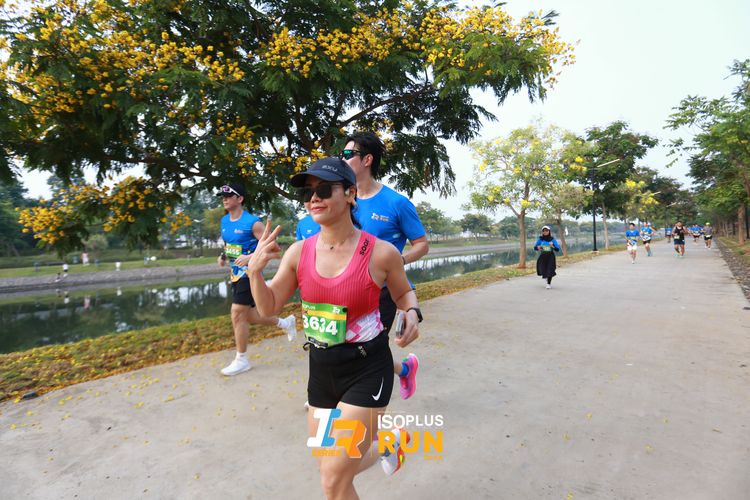 Race photo from ISOPlus Run 2024 Jakarta