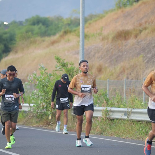 Race photo from KEDIRI HALF MARATHON 2026