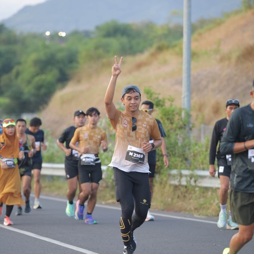 Race photo from KEDIRI HALF MARATHON 2026