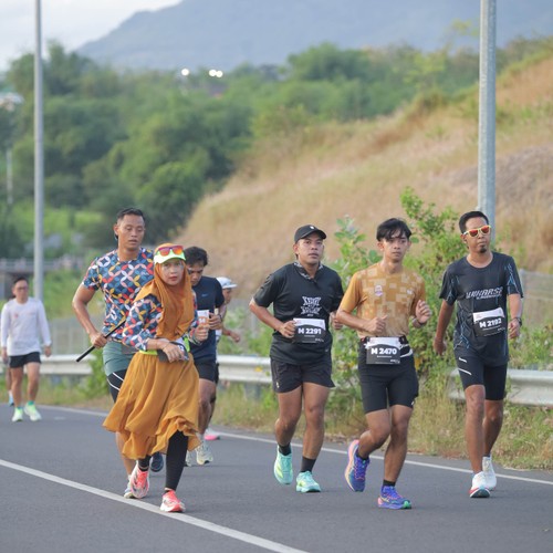 Race photo from KEDIRI HALF MARATHON 2026