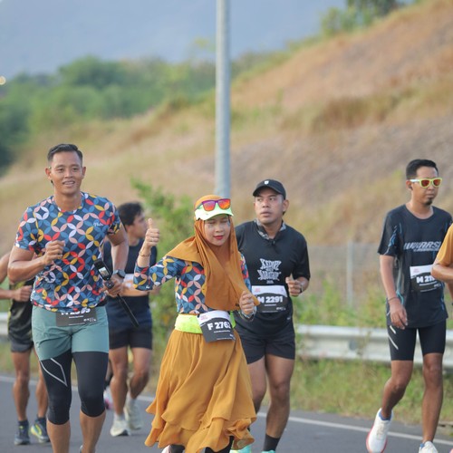 Race photo from KEDIRI HALF MARATHON 2026