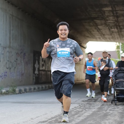 Race photo from KEDIRI HALF MARATHON 2026