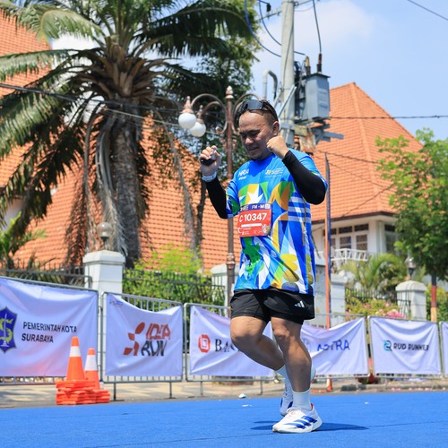 Race photo from SURABAYA ISOPLUS MARATHON 2026