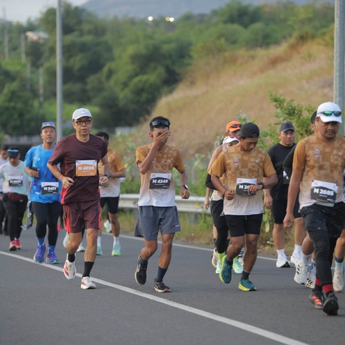 Race photo from KEDIRI HALF MARATHON 2026
