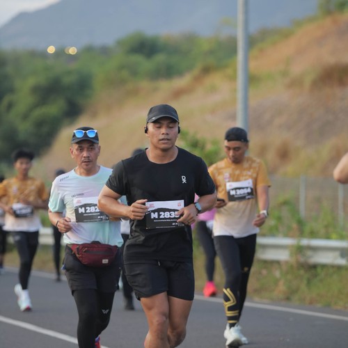 Race photo from KEDIRI HALF MARATHON 2026