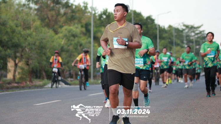 Race photo from Arutmin Borneo Run 2024