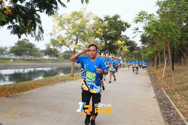 Race photo from ISOPlus Run 2024 Jakarta