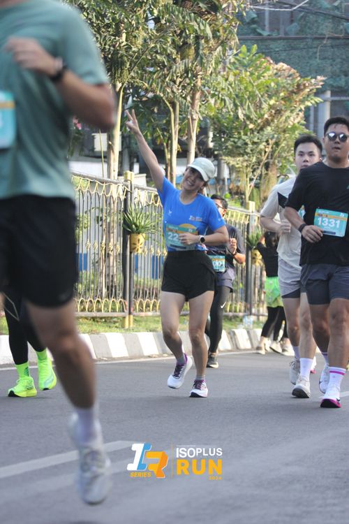 Race photo from Isoplus Run 2024 Surabaya
