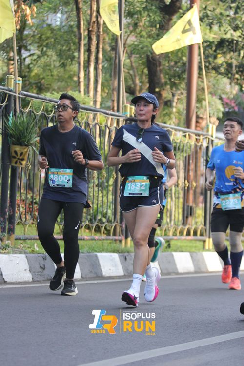 Race photo from Isoplus Run 2024 Surabaya