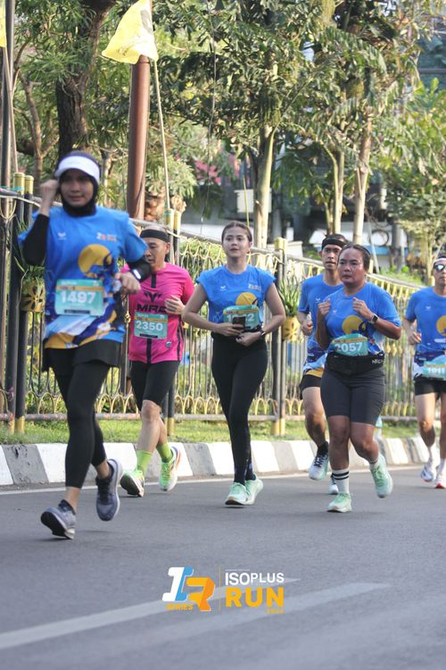 Race photo from Isoplus Run 2024 Surabaya