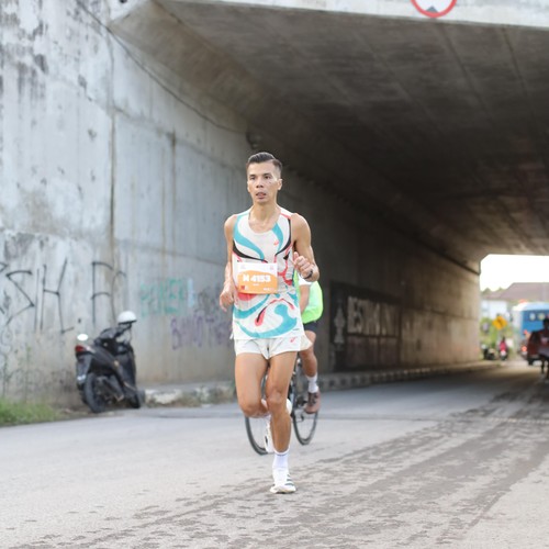 Race photo from KEDIRI HALF MARATHON 2026