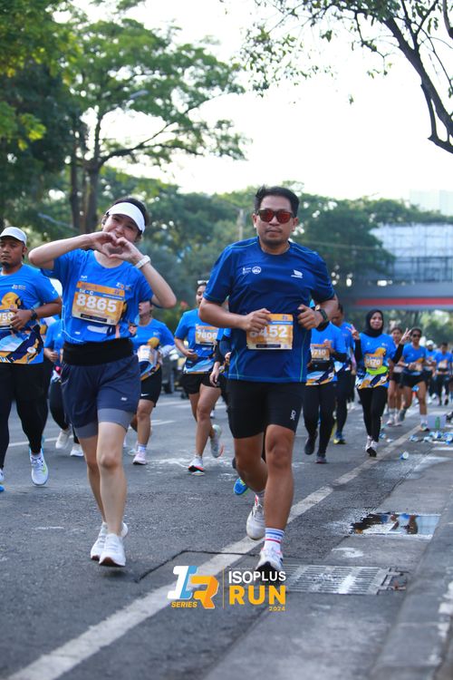 Race photo from Isoplus Run 2024 Surabaya